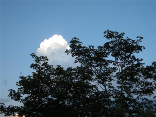 Ribiers nuage DSCN5589_620 (Small).JPG