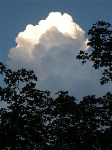 Ribiers nuage DSCN5589_621 (Small).JPG
